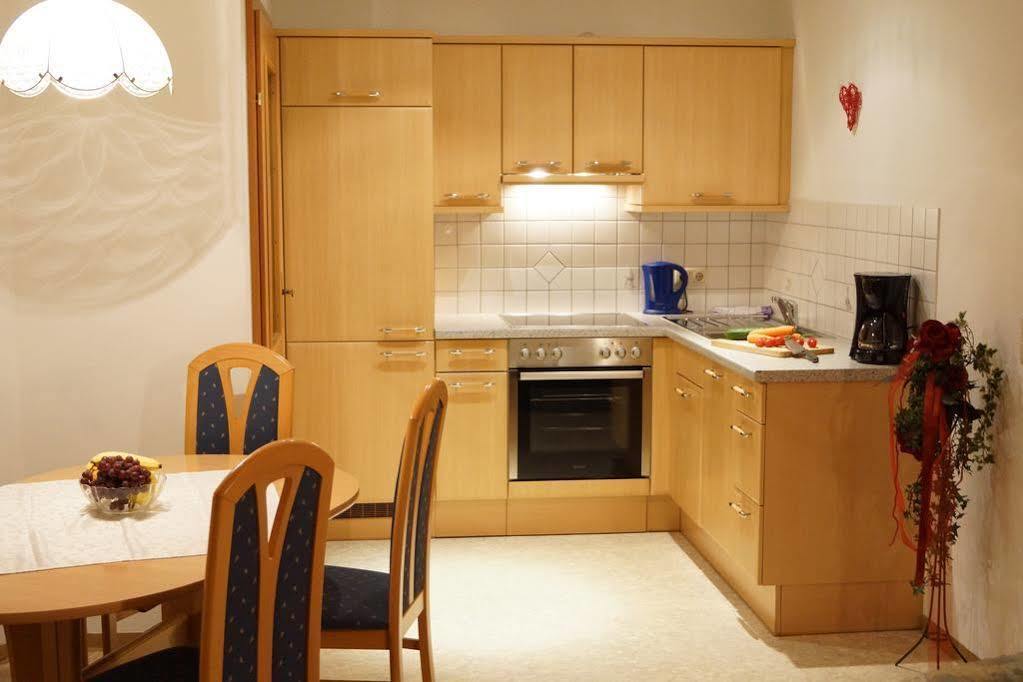 Thomanhof Chalet-Appartement Saalfelden Екстер'єр фото
