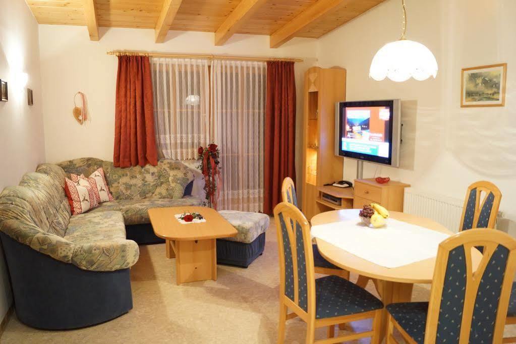 Thomanhof Chalet-Appartement Saalfelden Екстер'єр фото